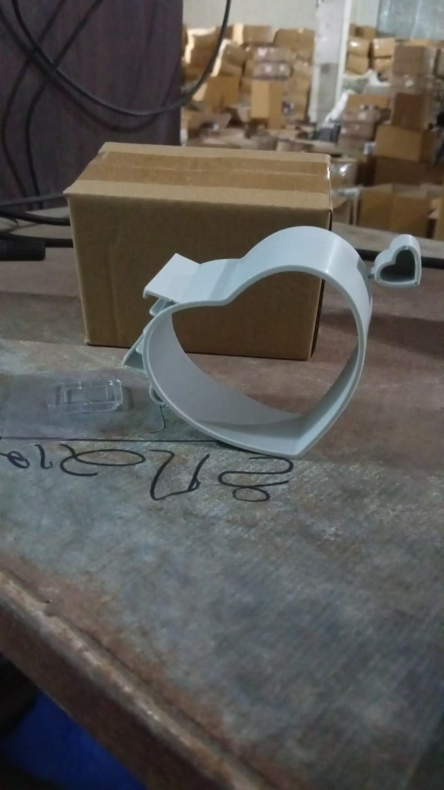 Adhesive Wall Mount Multifunctional Holder Hair Dryer Holder (1 Pc) Adhesive Wall Mount Multifunctional Holder Hair Dryer Holder (1 Pc)